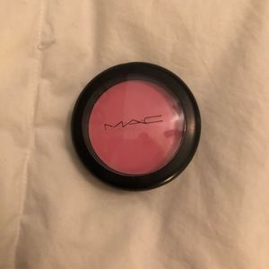 MAC satin powder blush in Pink Swoon